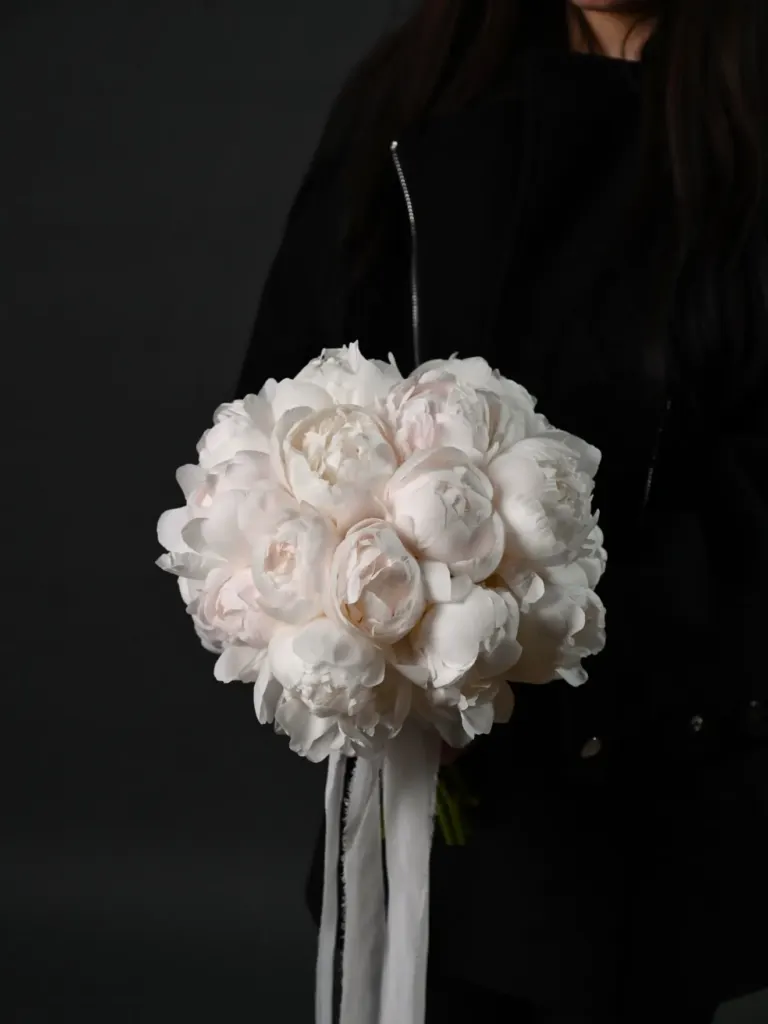 Queen Concept Flowers 5
